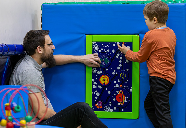 How to Create the Right Holiday Environment for Kids with SPD