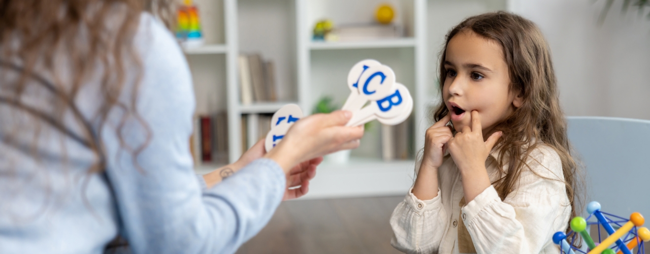 childhood-apraxia-of-speech-therapy-Flourishing-Lives-St-Clair-Shores-MI-1280x500